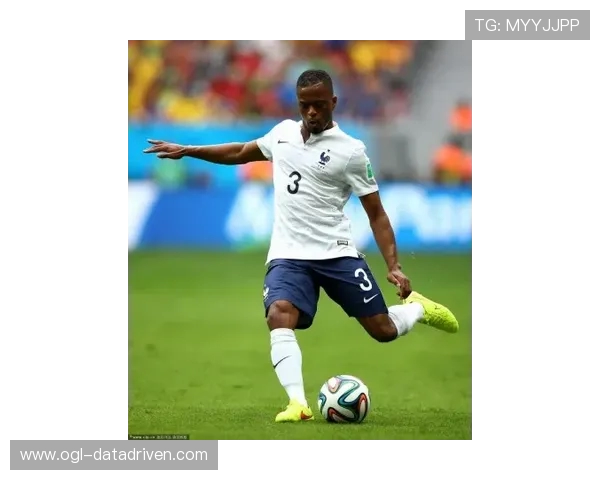 官宣：福法纳脚踝重伤预计长期缺阵